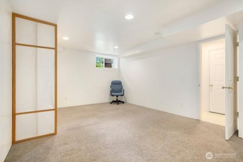 5301 164th Avenue SE Bellevue WA 98006