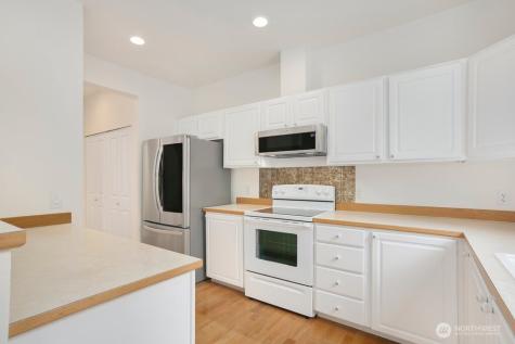 5301 164th Avenue SE Bellevue WA 98006