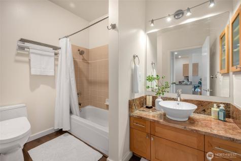 2414 1st Avenue Seattle WA 98121