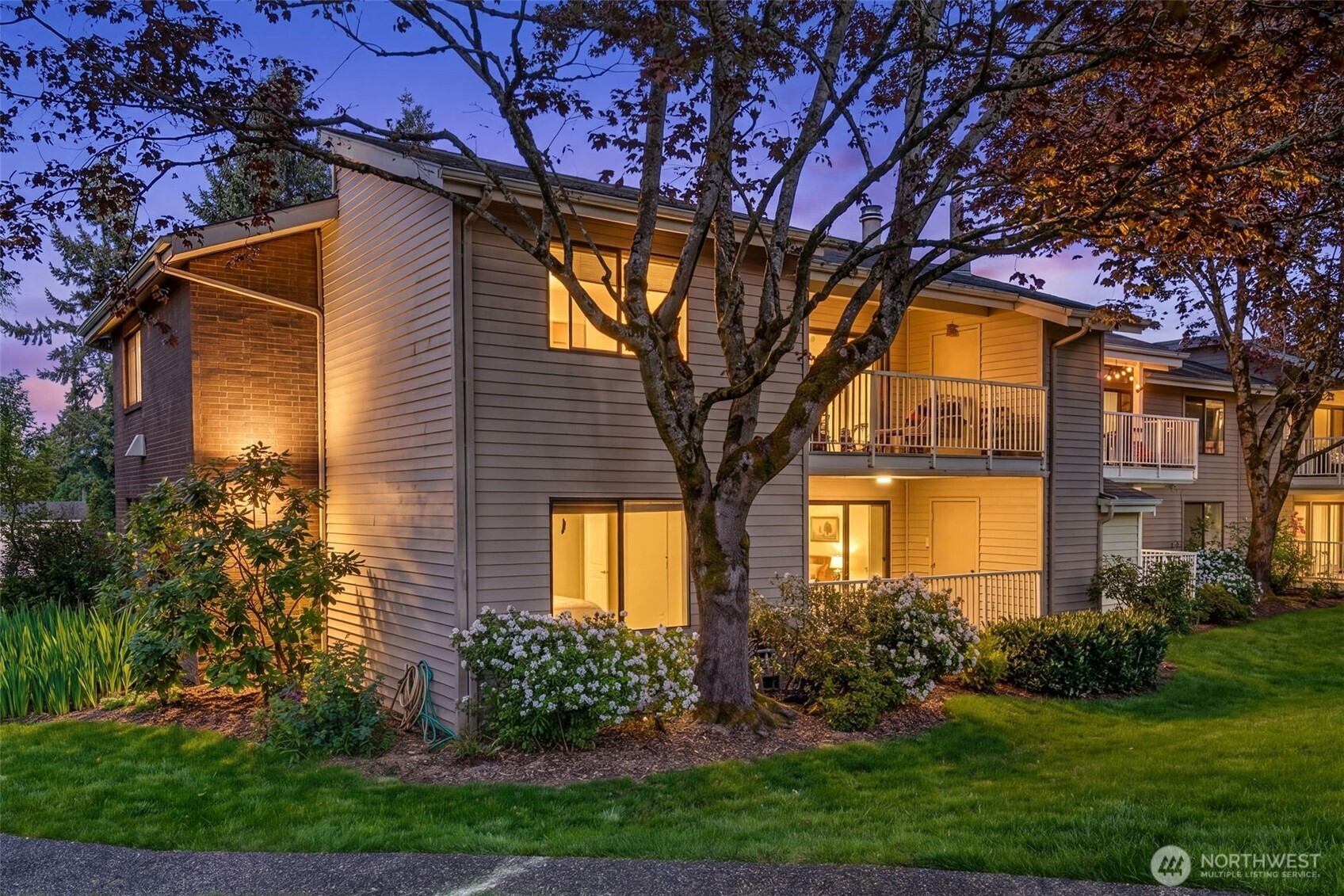 6353 Sand Point Way NE Seattle WA 98115