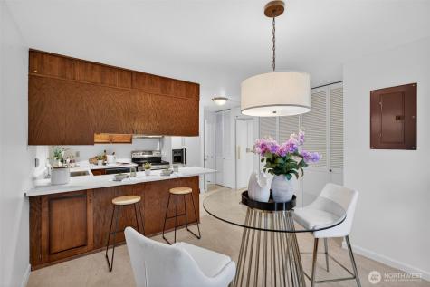 6353 Sand Point Way NE Seattle WA 98115