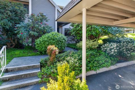 6353 Sand Point Way NE Seattle WA 98115