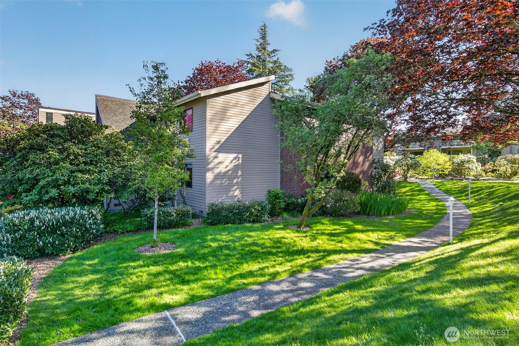 6353 Sand Point Way NE Seattle WA 98115