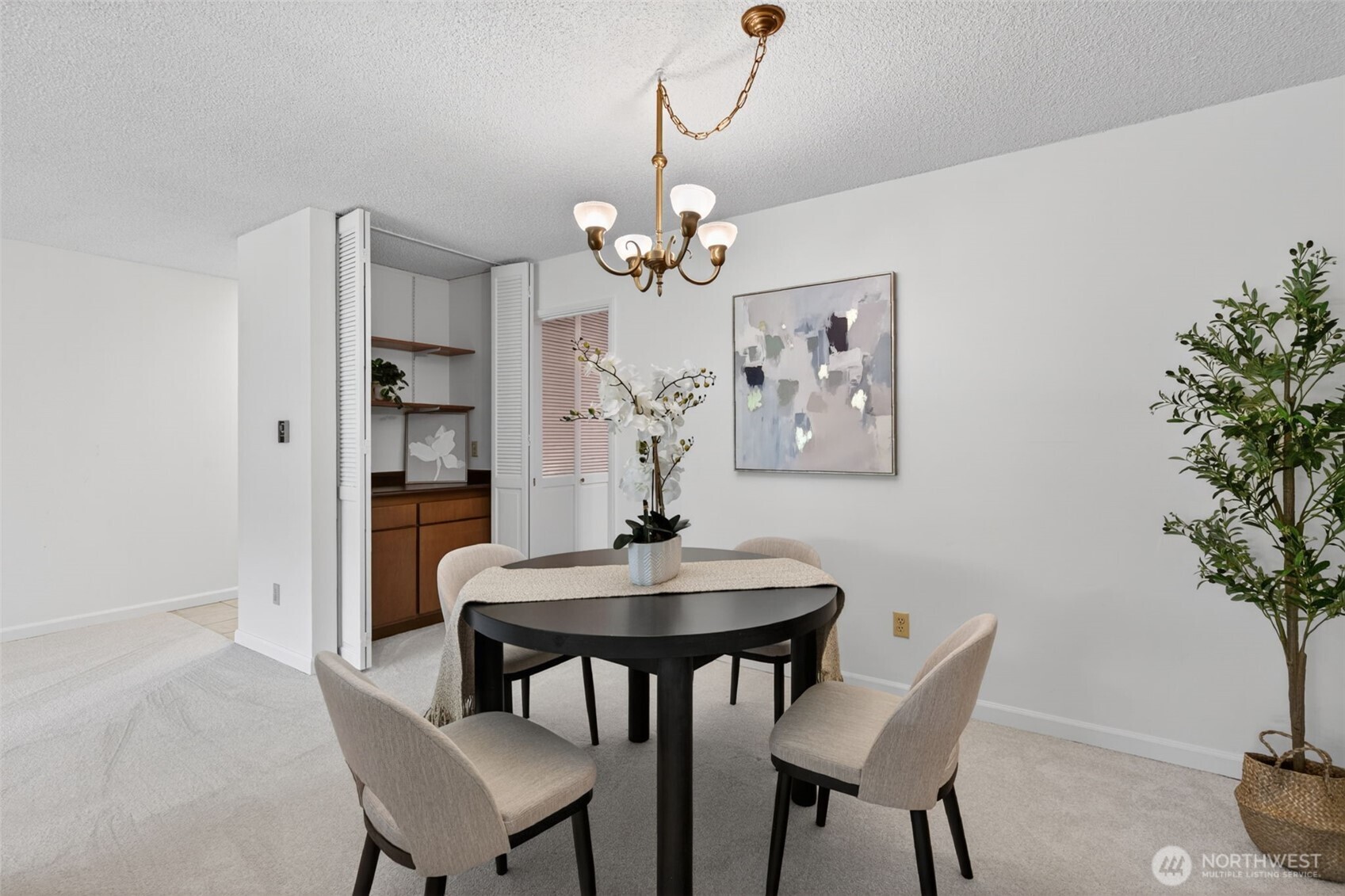 6353 Sand Point Way NE Seattle WA 98115