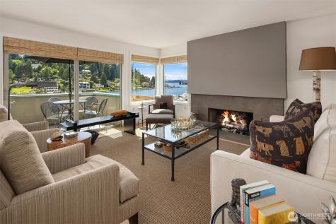 9951 Lake Washington Blvd NE Bellevue WA 98004