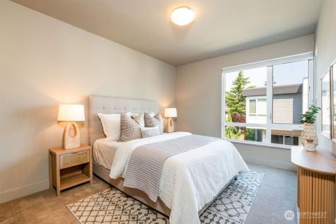 205 4th Court S Kirkland WA 98033