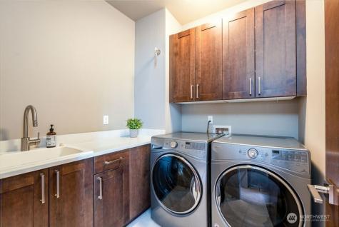 205 4th Court S Kirkland WA 98033