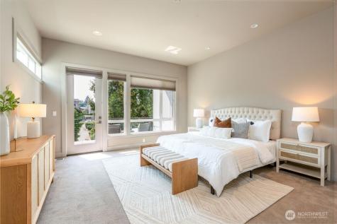 205 4th Court S Kirkland WA 98033