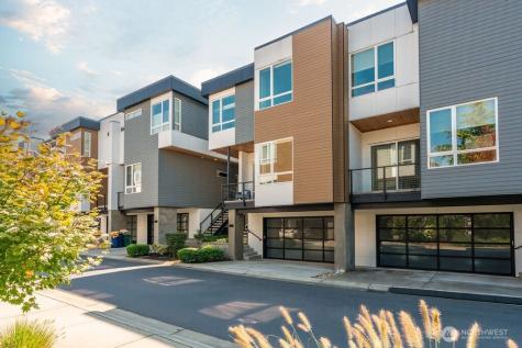 205 4th Court S Kirkland WA 98033