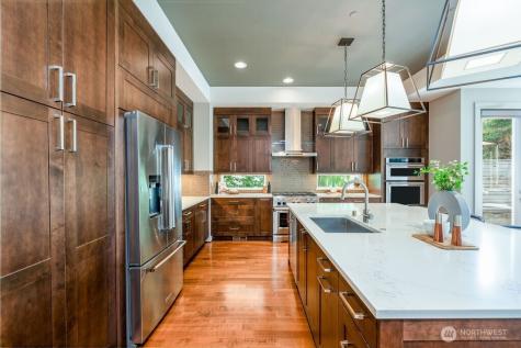 205 4th Court S Kirkland WA 98033