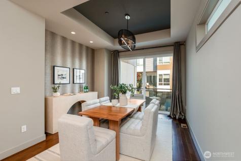 205 4th Court S Kirkland WA 98033