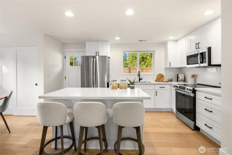 8708 NE 140th Street Kirkland WA 98034