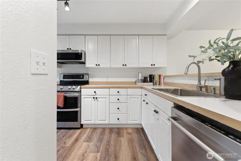 2300 Jefferson Ave NE Renton WA 98056