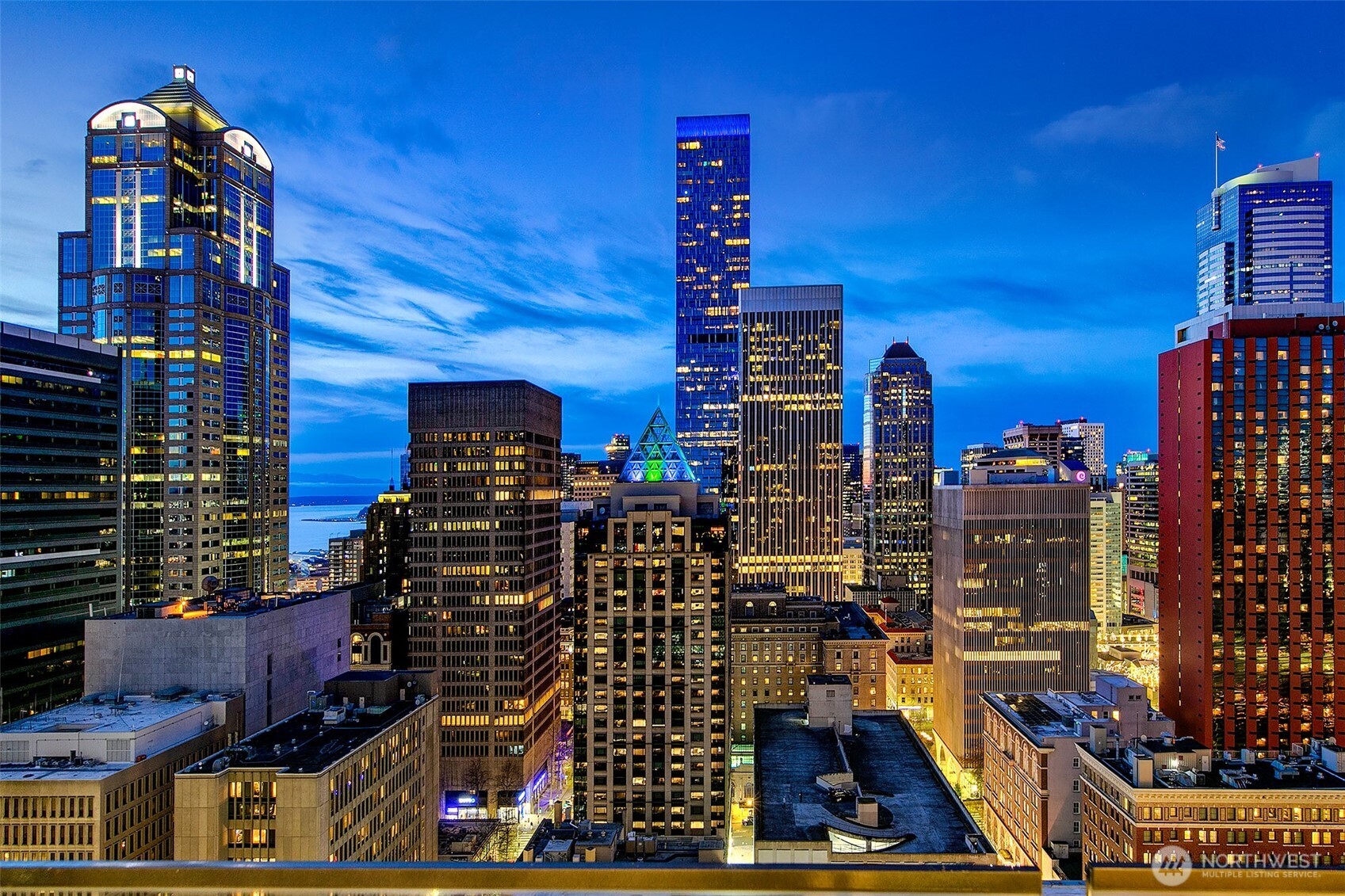 909 5th Avenue Seattle WA 98164