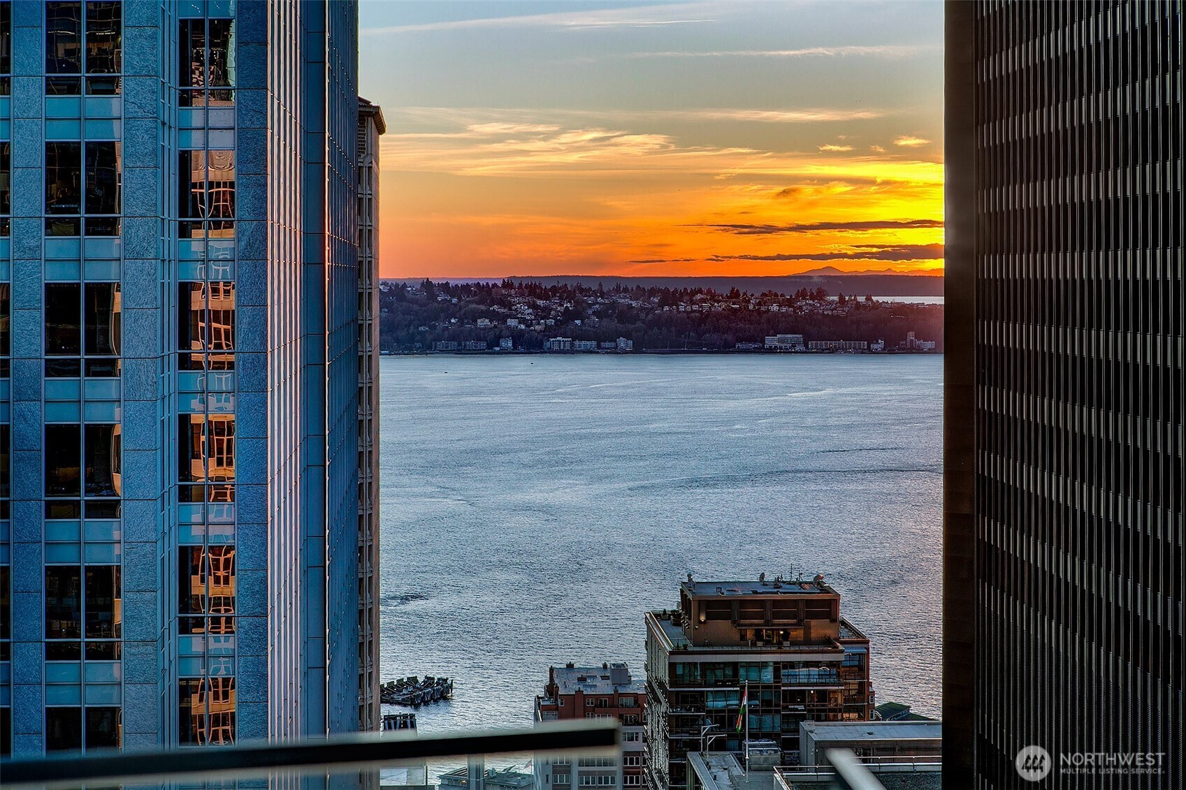 909 5th Avenue Seattle WA 98164