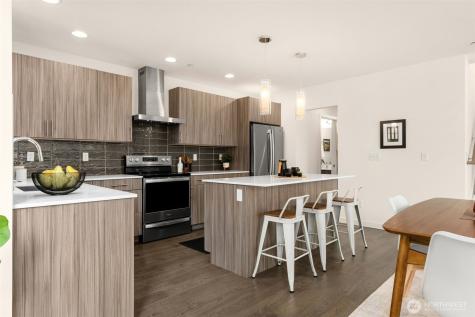 6012 S 127th Lane Seattle WA 98178