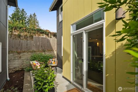 6012 S 127th Lane Seattle WA 98178