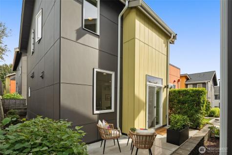 6012 S 127th Lane Seattle WA 98178