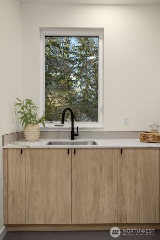 8403 NE 137th Street Kirkland WA 98034