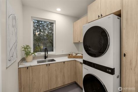8403 NE 137th Street Kirkland WA 98034