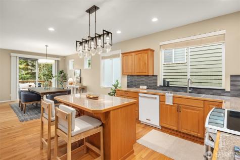 2802 144th Place SW Lynnwood WA 98087