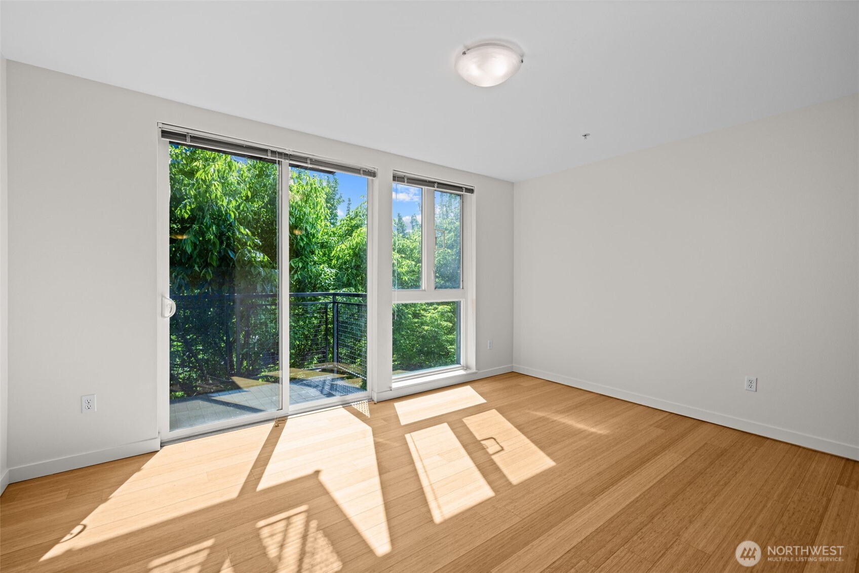 3104 Western Avenue Seattle WA 98121