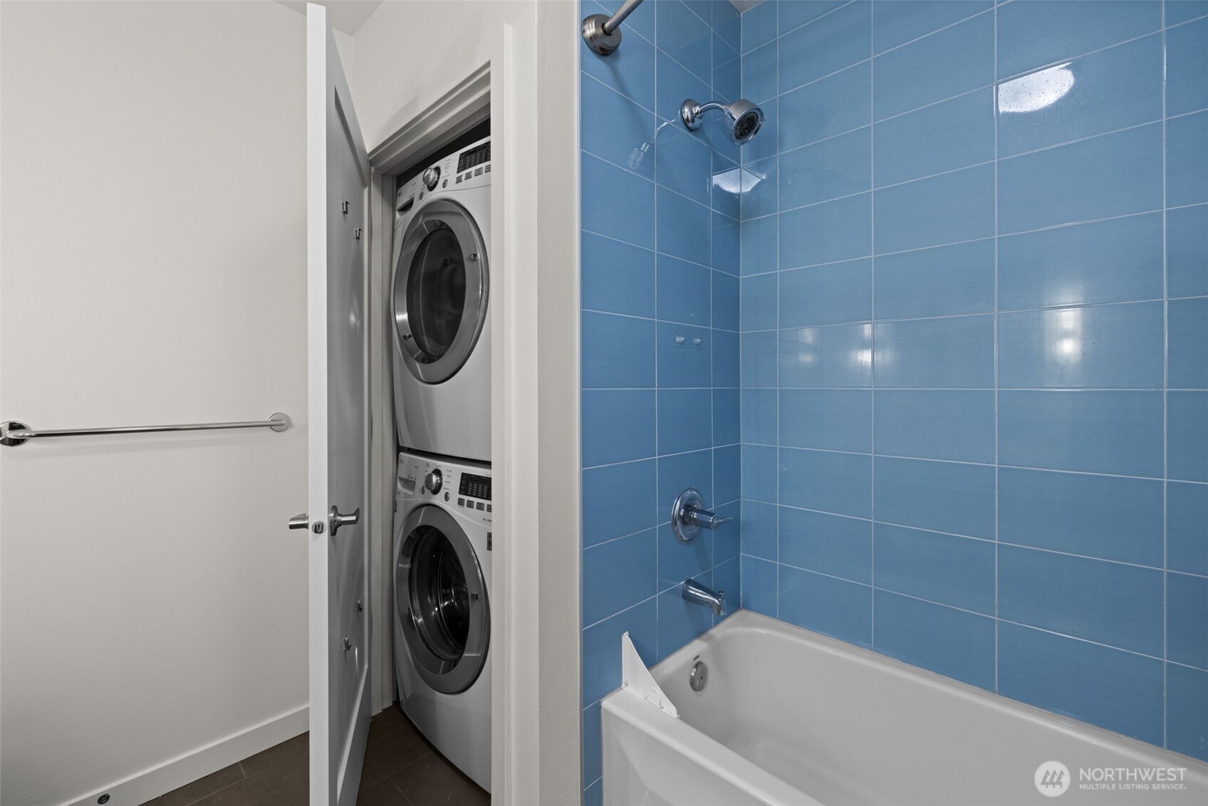 3104 Western Avenue Seattle WA 98121