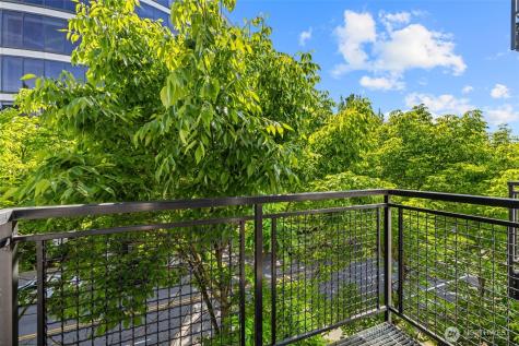 3104 Western Avenue Seattle WA 98121