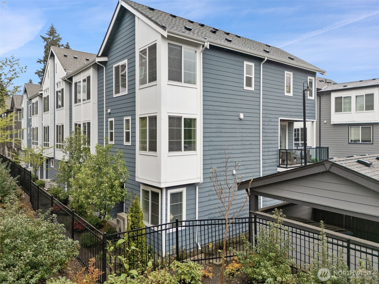18829 67th Drive NE Kenmore WA 98028