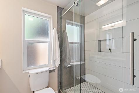 14338 Ashworth Avenue N Seattle WA 98133