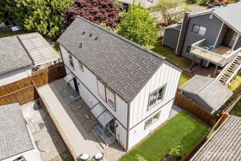 14338 Ashworth Avenue N Seattle WA 98133