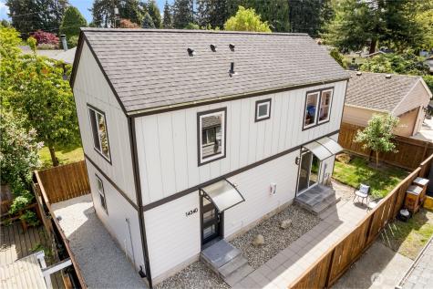 14338 Ashworth Avenue N Seattle WA 98133