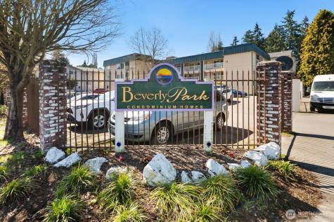 101 SW 119th Street Burien WA 98146