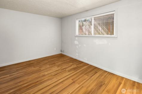 101 SW 119th Street Burien WA 98146