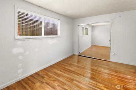 101 SW 119th Street Burien WA 98146