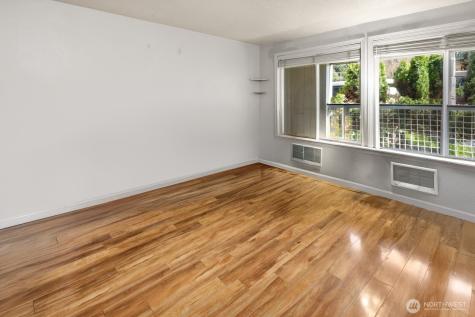 101 SW 119th Street Burien WA 98146
