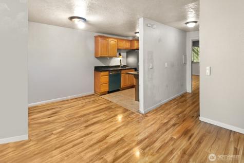 101 SW 119th Street Burien WA 98146