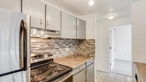 31003 14th Avenue S Federal Way WA 98003