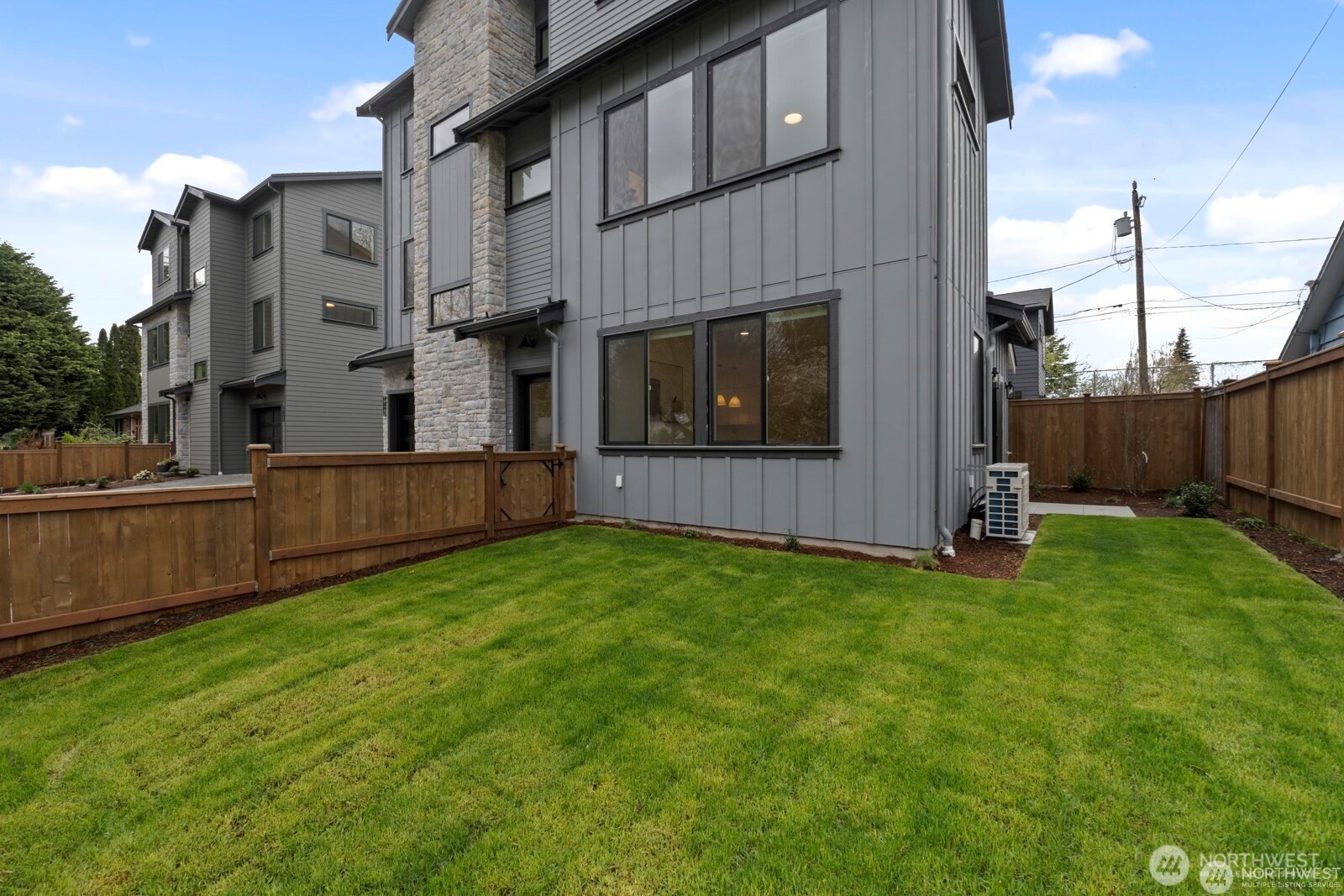 2723 NE 87th Street Seattle WA 98115