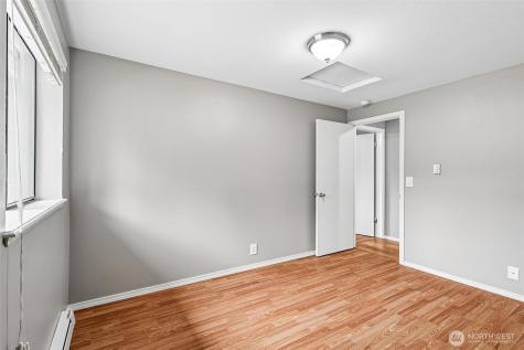 1606 201st Place SE Bothell WA 98012