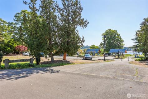 12044 96th Avenue NE Kirkland WA 98034