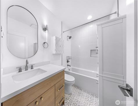 341 NW 90th Street Seattle WA 98117