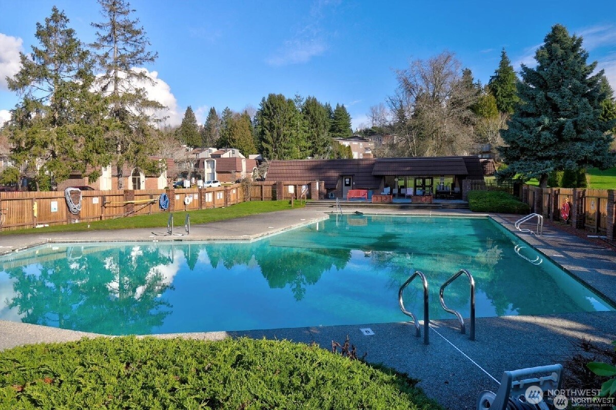 11208 NE 68th Street Kirkland WA 98033