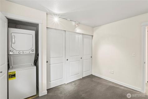 5829 NE 75th Street Seattle WA 98115