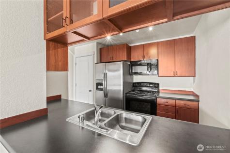 5829 NE 75th Street Seattle WA 98115