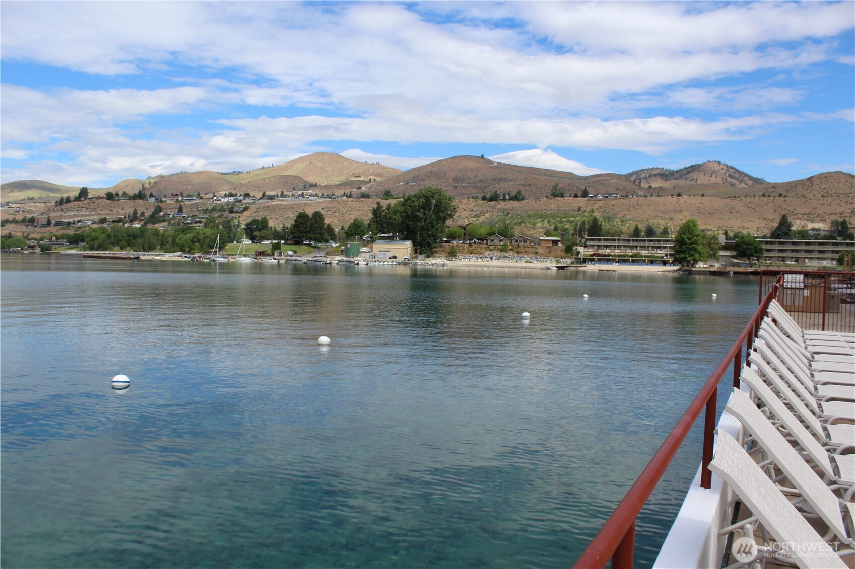 322 W Woodin Avenue Chelan WA 98816