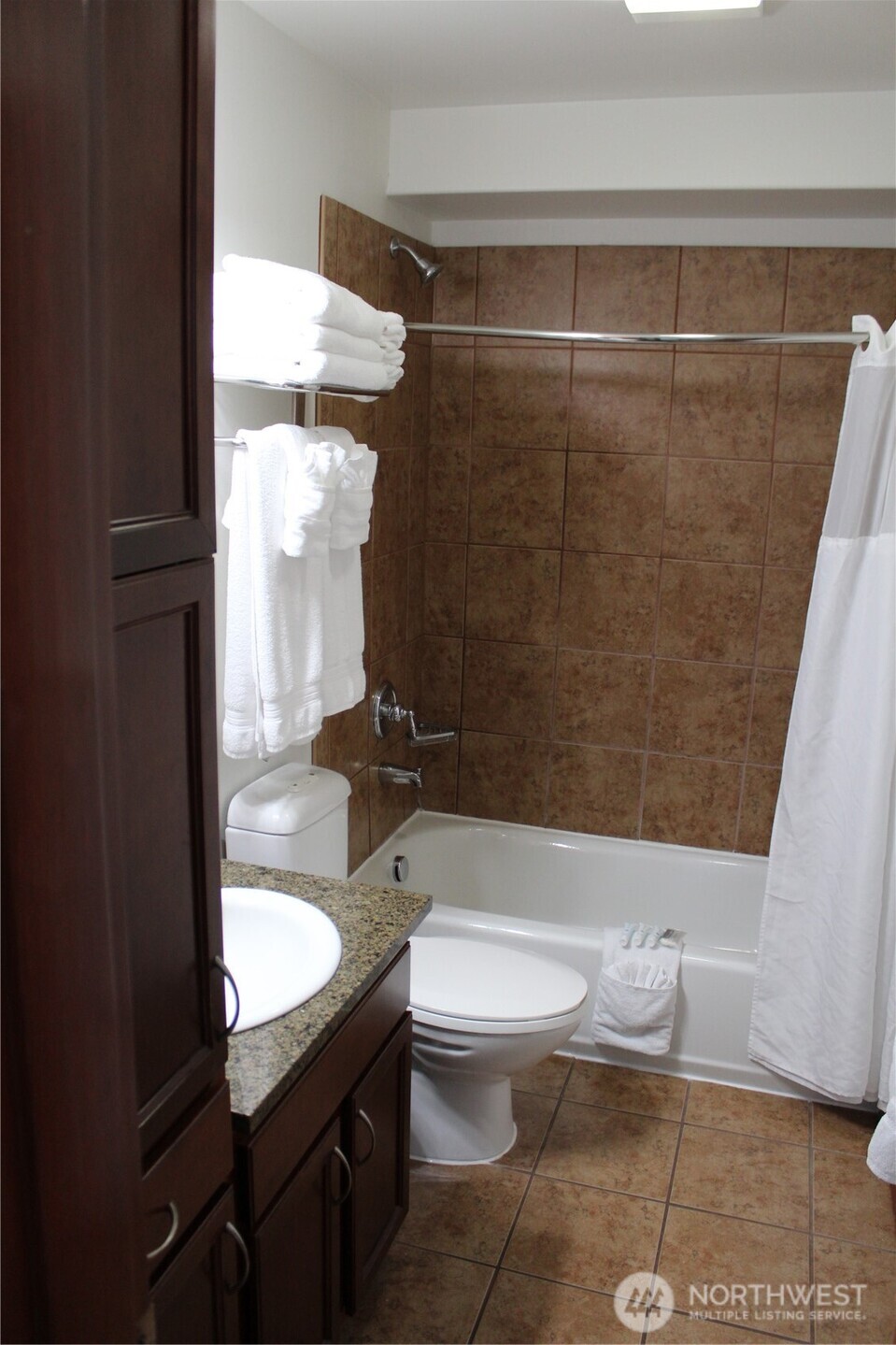 322 W Woodin Avenue Chelan WA 98816