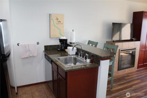 322 W Woodin Avenue Chelan WA 98816