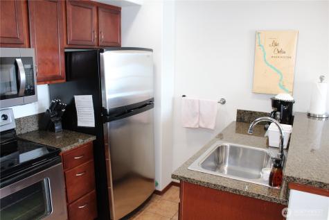 322 W Woodin Avenue Chelan WA 98816