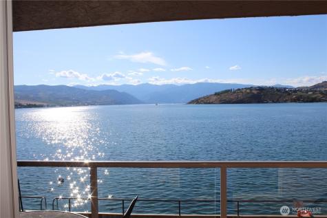 322 W Woodin Avenue Chelan WA 98816